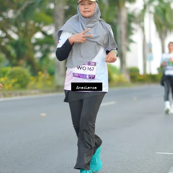 Runner Photo 7742271