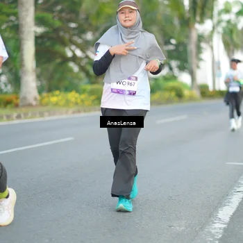 Runner Photo 7742279