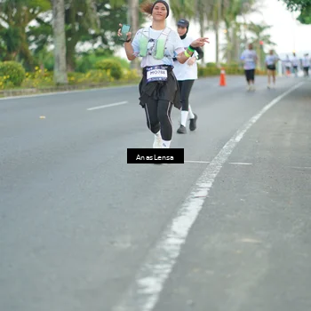 Runner Photo 7742300