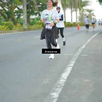 Runner Photo 7742306