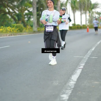 Runner Photo 7742319