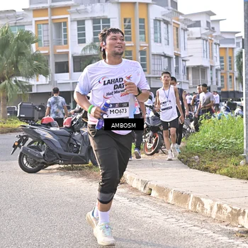 Runner Photo 7742364