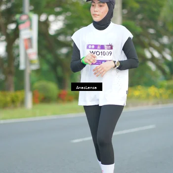 Runner Photo 7742403