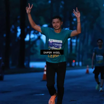 Runner Photo 7742410