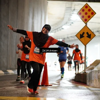 Runner Photo 7742417