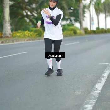 Runner Photo 7742423