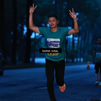Runner Photo 7742430