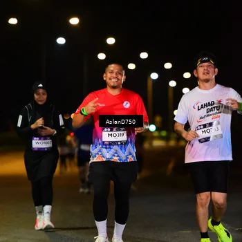 Runner Photo 7742437