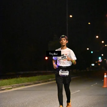 Runner Photo 7742459