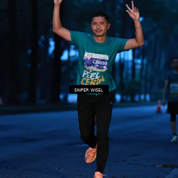 Runner Photo 7742462