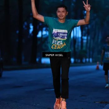 Runner Photo 7742473
