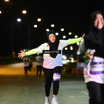 Runner Photo 7742478
