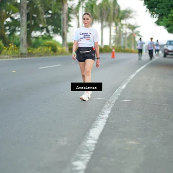 Runner Photo 7742483