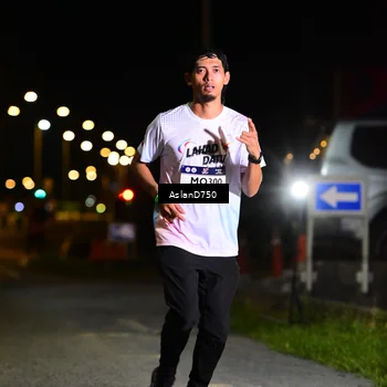 Runner Photo 7742510
