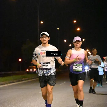 Runner Photo 7742515