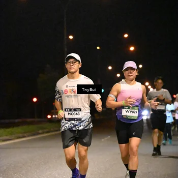 Runner Photo 7742530