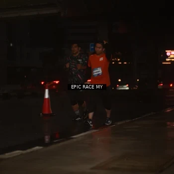 Runner Photo 7742568