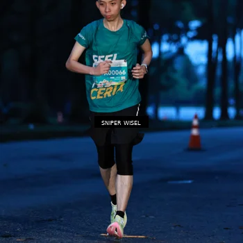 Runner Photo 7742570