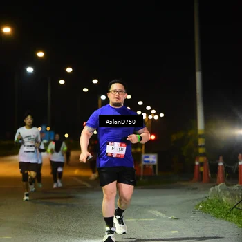 Runner Photo 7742576