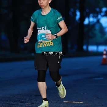 Runner Photo 7742596