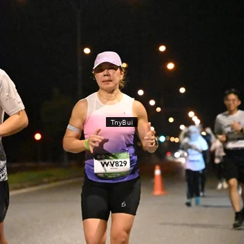 Runner Photo 7742624