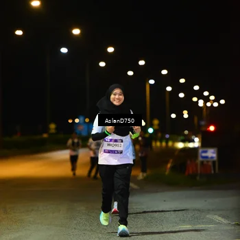 Runner Photo 7742640