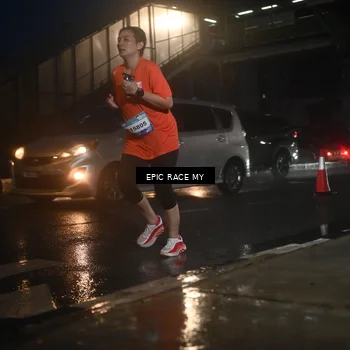 Runner Photo 7742650