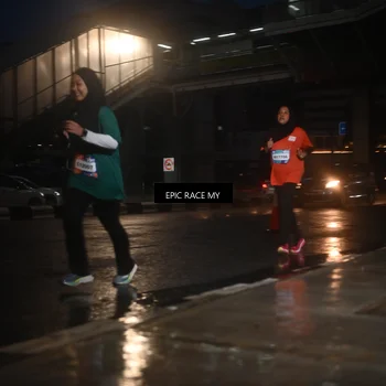 Runner Photo 7742680