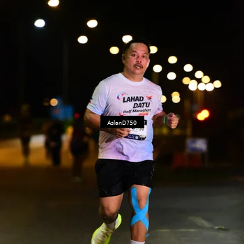 Runner Photo 7742688