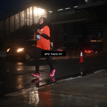Runner Photo 7742727
