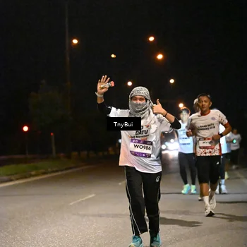Runner Photo 7742732