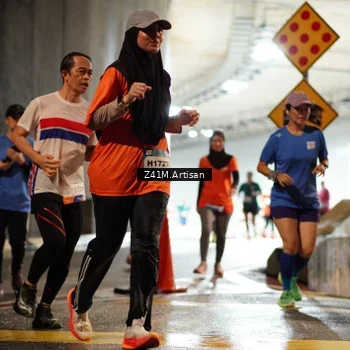 Runner Photo 7742754