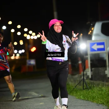 Runner Photo 7742756