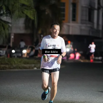 Runner Photo 7742772