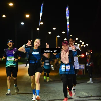 Runner Photo 7742773