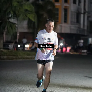 Runner Photo 7742795