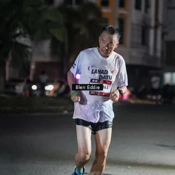 Runner Photo 7742813