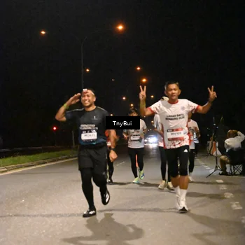 Runner Photo 7742822