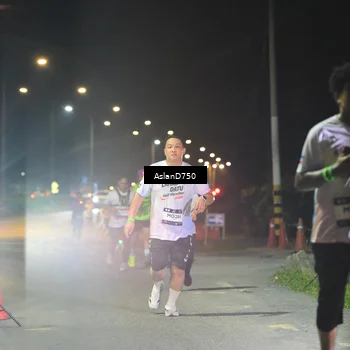 Runner Photo 7742827