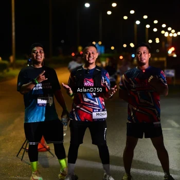 Runner Photo 7742831