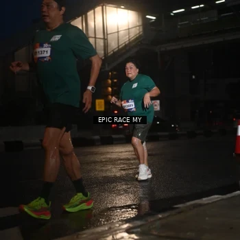 Runner Photo 7742842