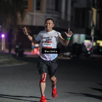 Runner Photo 7742843