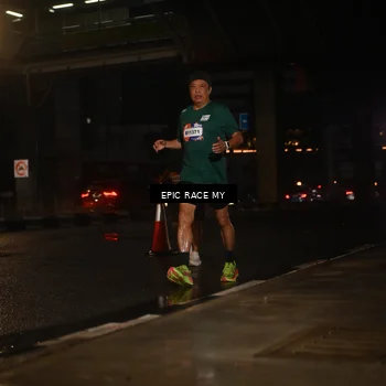 Runner Photo 7742844