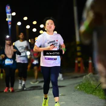 Runner Photo 7742853