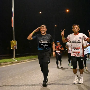 Runner Photo 7742858