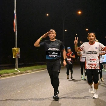 Runner Photo 7742866