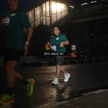 Runner Photo 7742868