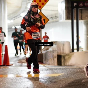 Runner Photo 7742876