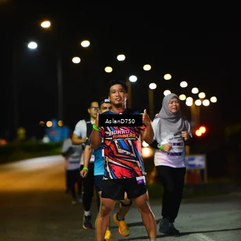 Runner Photo 7742881