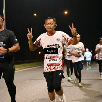Runner Photo 7742886